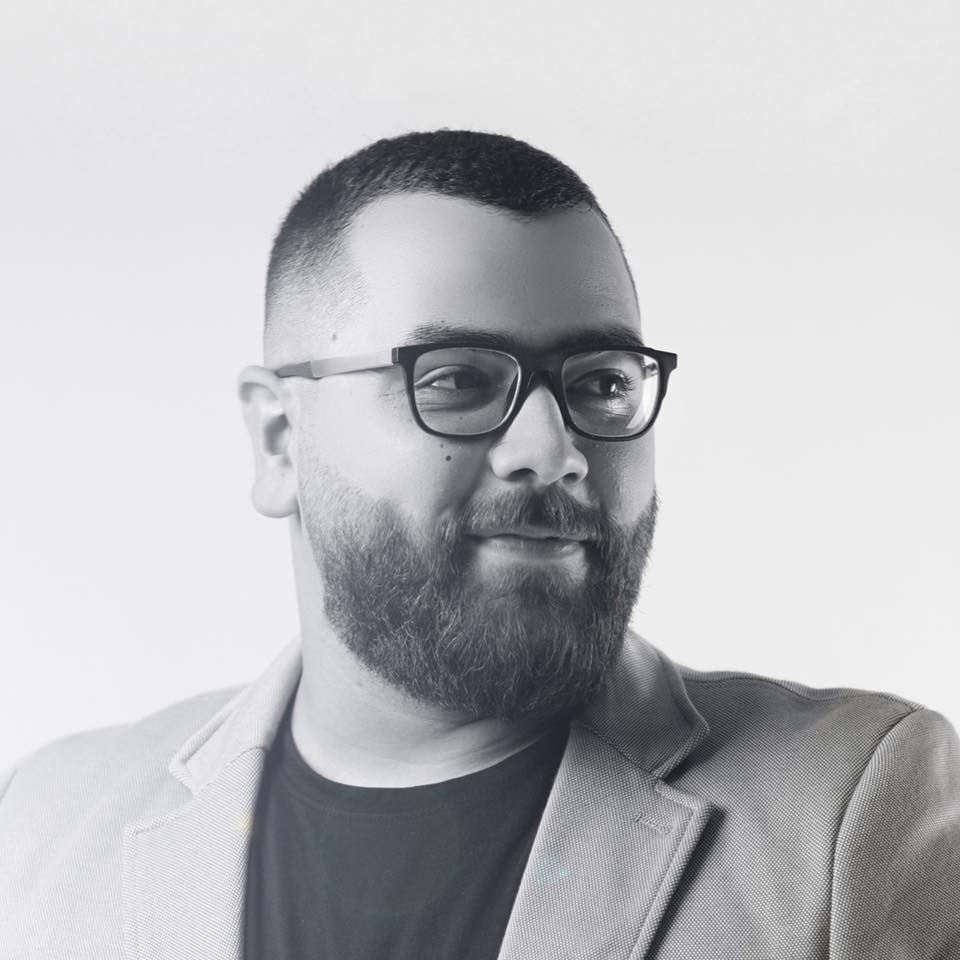 أحمد منصور